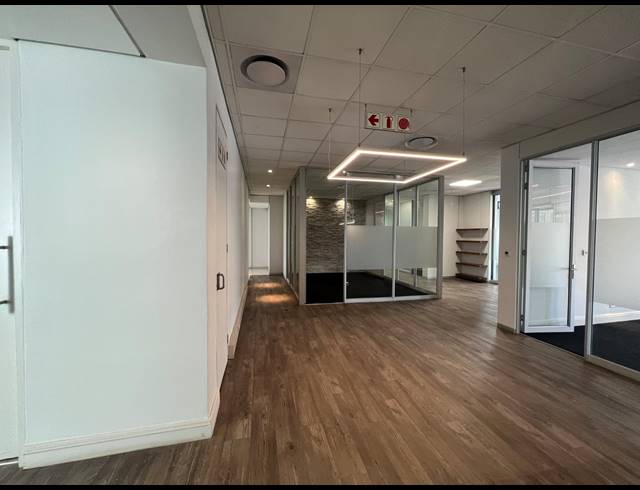 425M² OFFICE TO LET IN MELROSE ESTATE